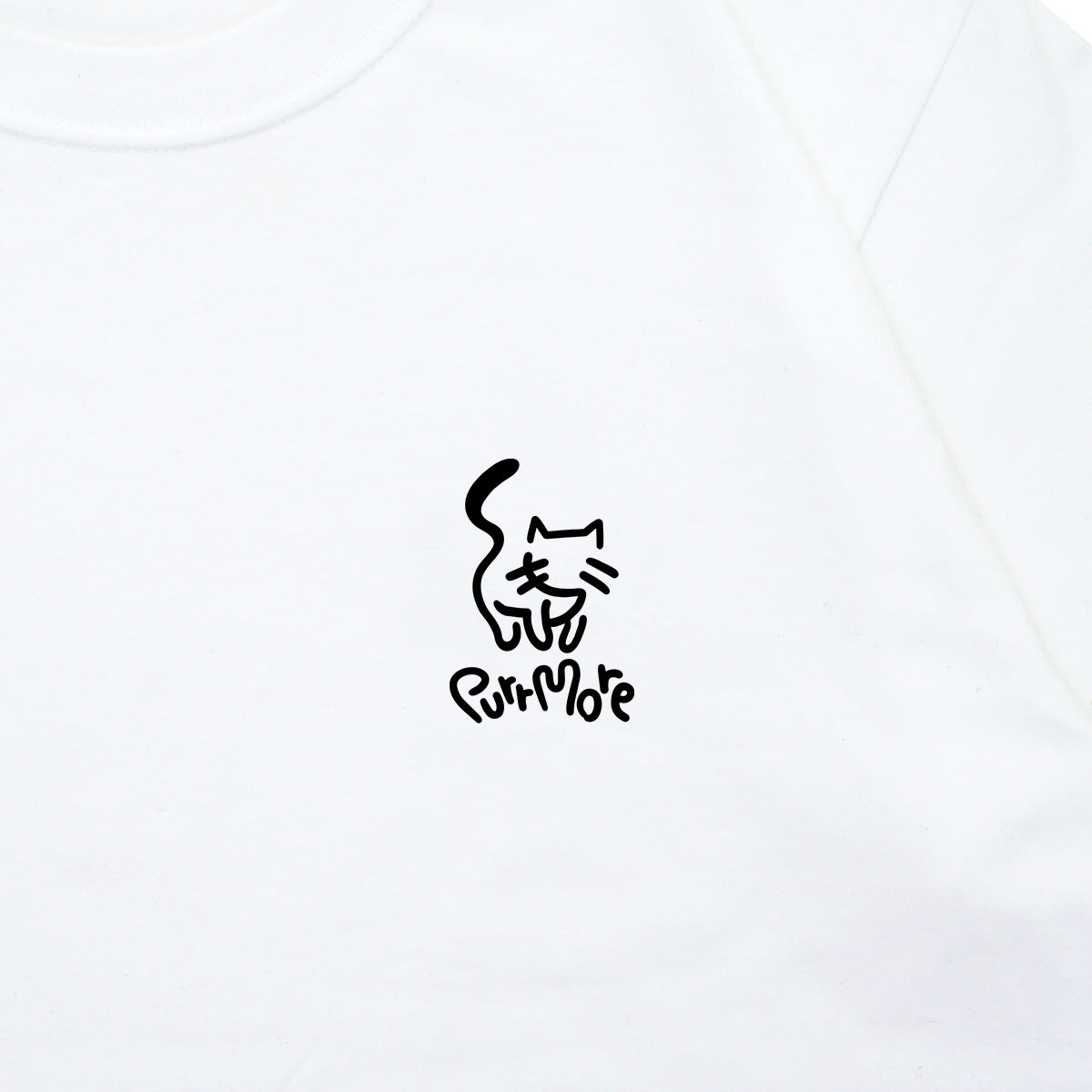 【 保護猫カフェlove.lab 】Logo T-shirt